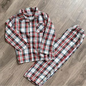 3/$20 Old Navy Christmas Pyjamas Size 4